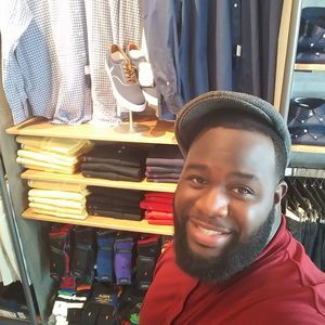 Meet your Posher, Lamaris